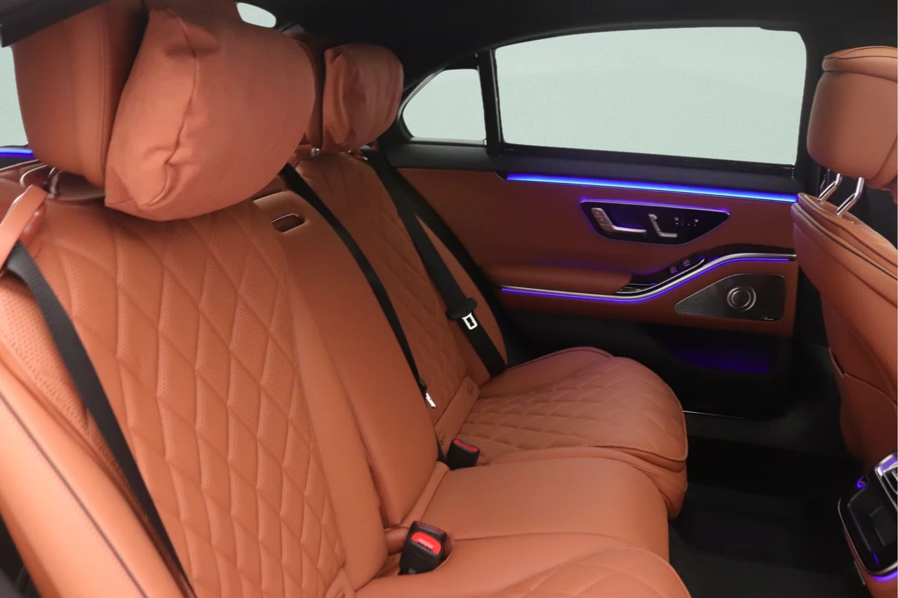 New 2026 Obsidian Black Metallic Mercedes-Benz S 580 4MATIC® image 8