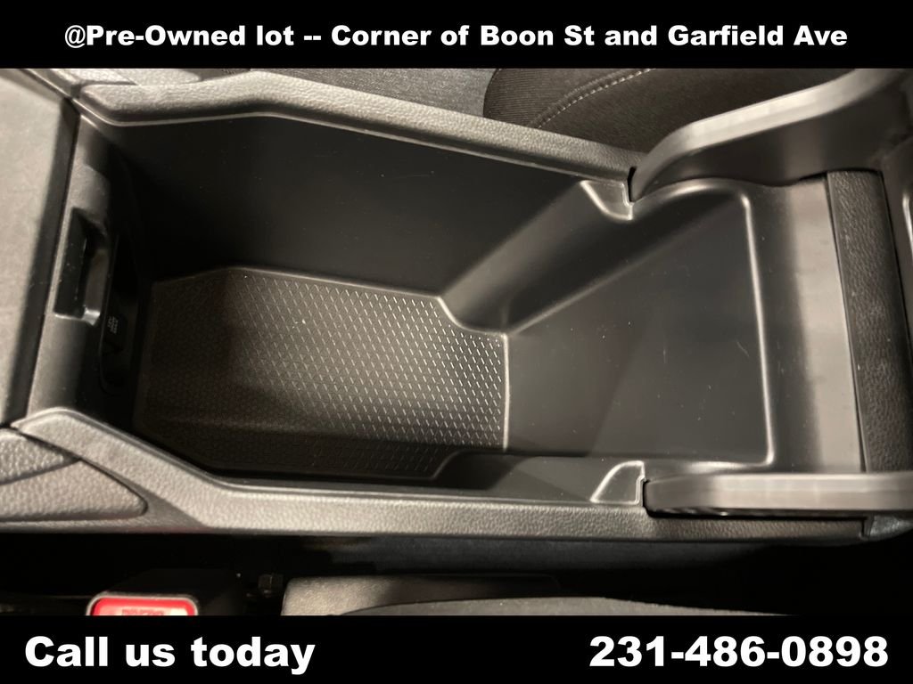 Used 2024  Honda EX image 25
