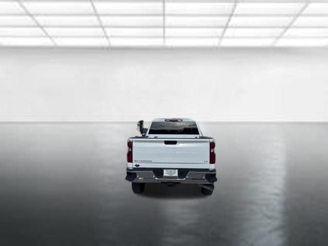 Used 2025 Summit White Chevrolet LT image 2