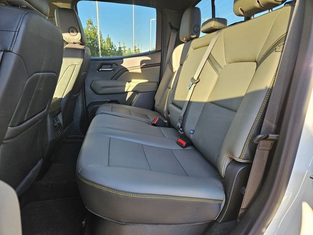 2026 Chevrolet Colorado ZR2 - Photo 15