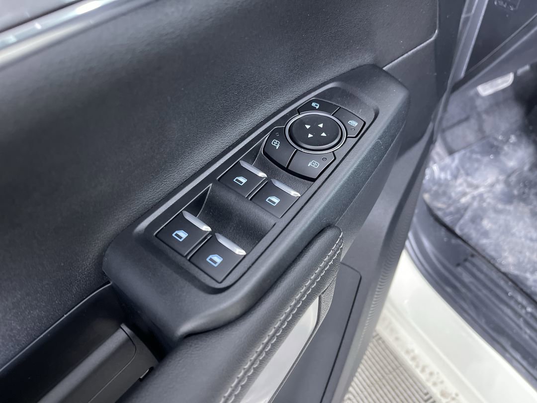 New 2025 Desert Sand Ford Lariat image 14