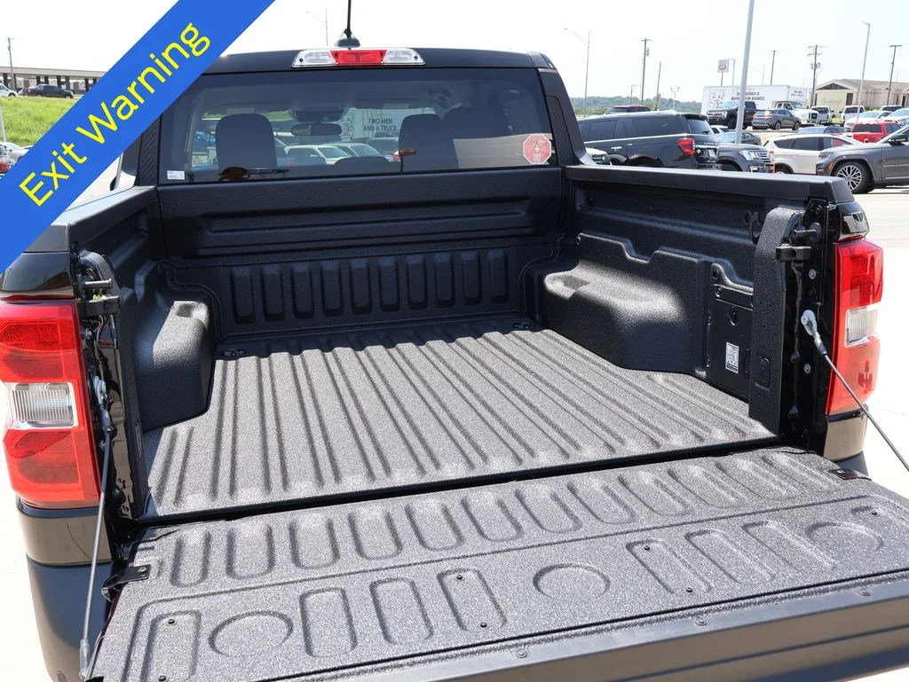 New 2026 Shadow Black Ford XLT image 14