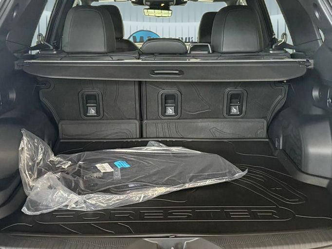 New 2026 CRYSTAL BLACK SILICA Subaru Touring Hybrid image 9