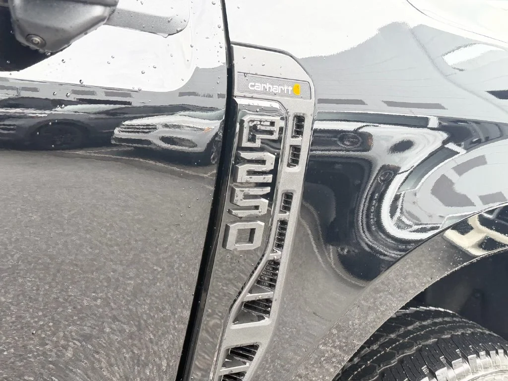 New 2027 Agate Black Metallic Ford F-250® XLT image 8