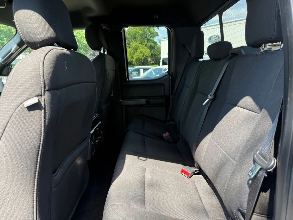Used 2019 Black Ford XLT image 26