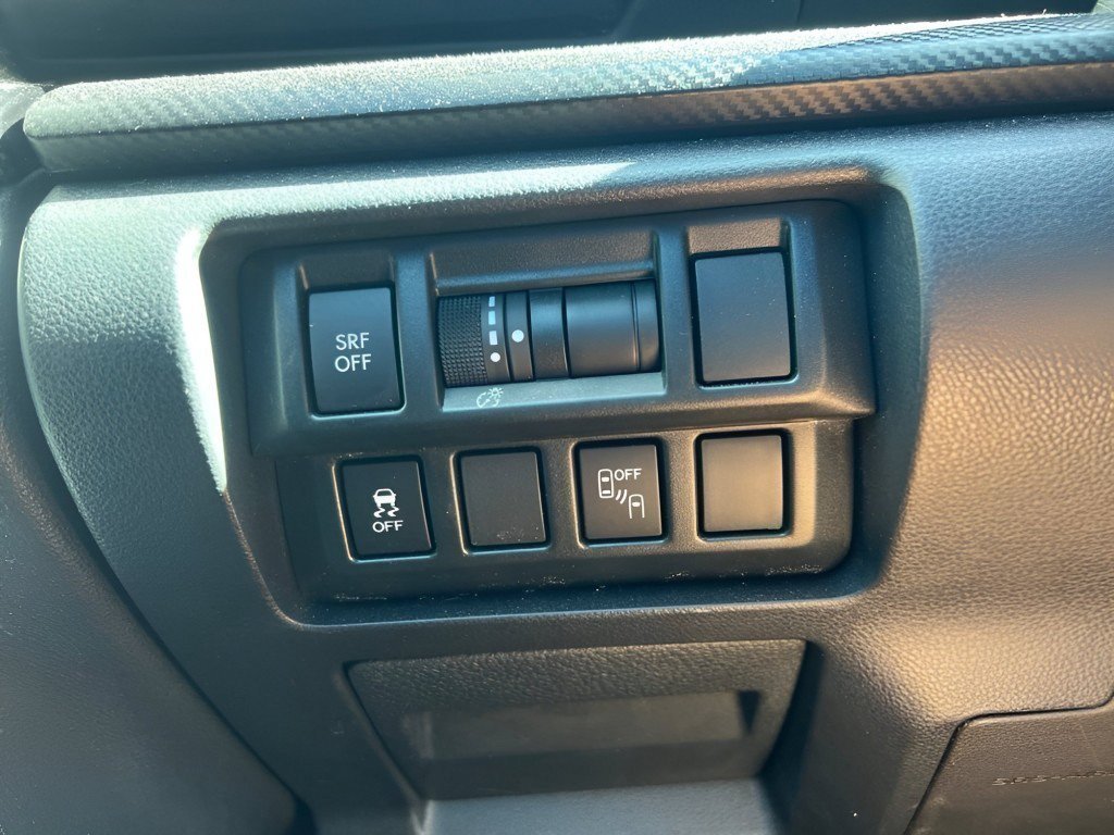Used 2018 Quartz Blue Pearl Subaru 2.0i Premium image 30