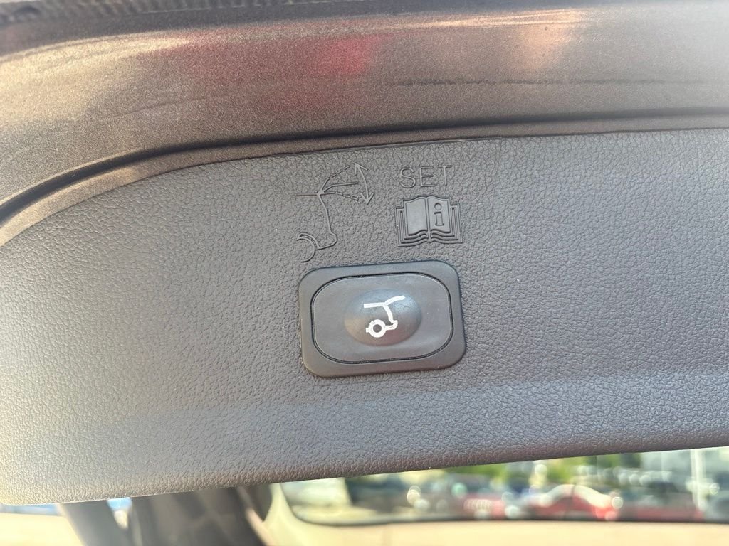 Used 2016 Magnetic Ford Titanium image 40