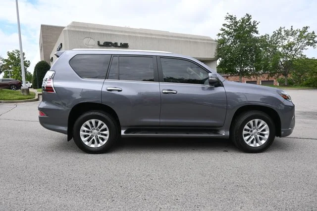 Certified Used 2021 NEBULA GRAY PEARL Lexus 460 image 2