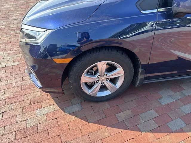 Used 2018 Blue Honda EX image 2