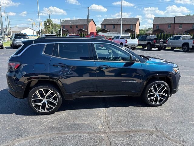 Used 2024 Blue Jeep Limited image 9