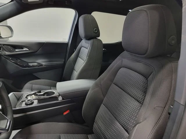 2026 Chevrolet Equinox LT - Photo 13
