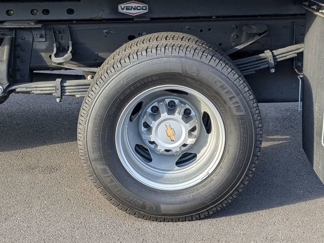 New 2024 Summit White Chevrolet Work Truck image 11