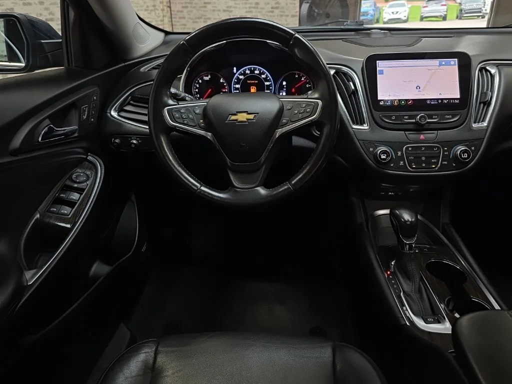 Used 2022 Blue Chevrolet Premier image 14
