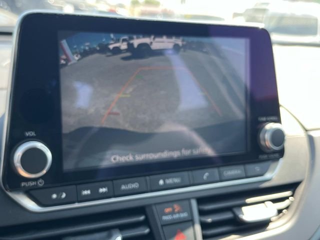 Used 2024 Blue Nissan 2.5 SR image 35