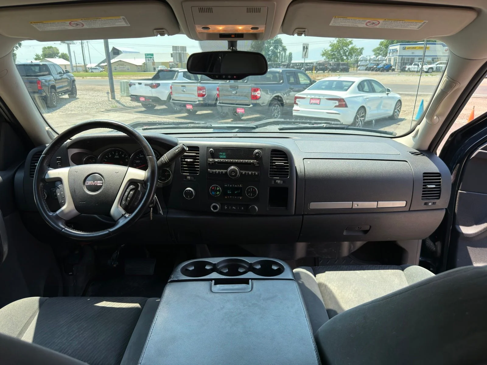 Used 2009 Black GMC SLE image 13