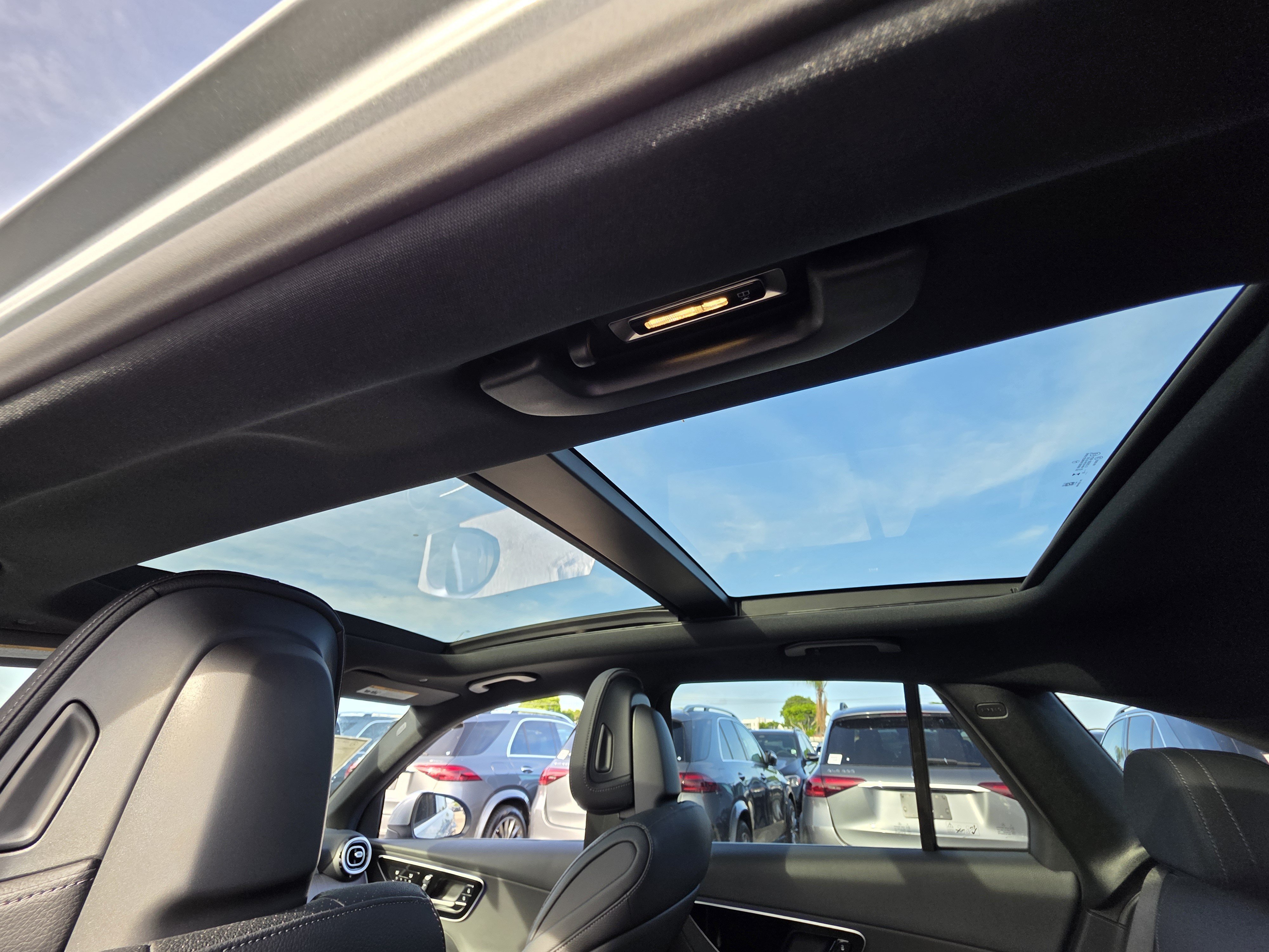 New 2026 Cirrus Silver Metallic Mercedes-Benz GLC 300 image 37