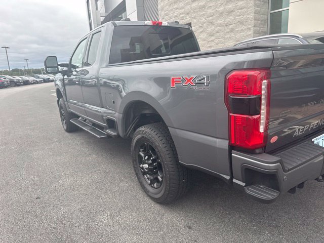 Used 2023 Carbonized Gray Metallic Ford XLT image 4