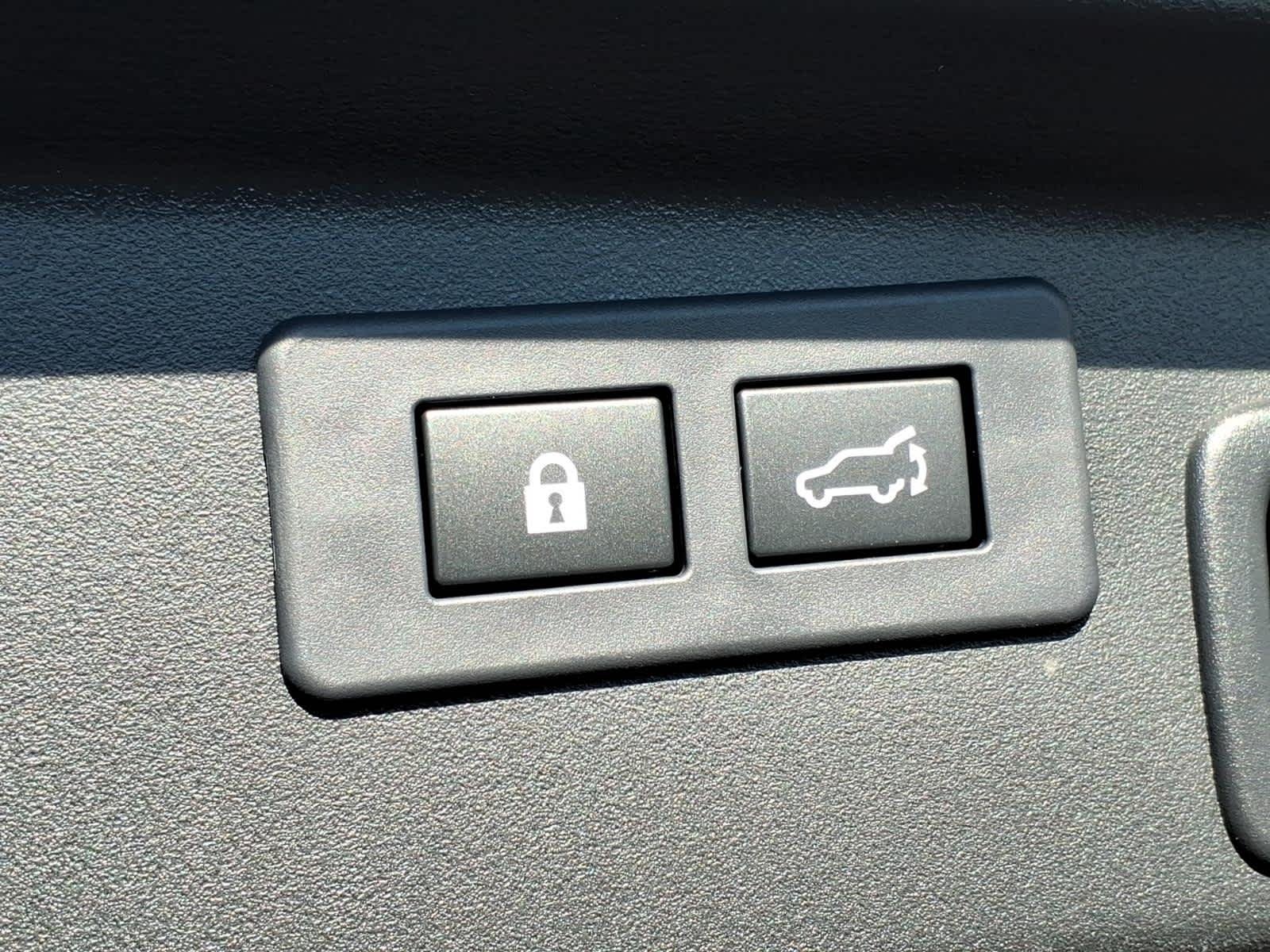 New 2026 ICE SILVER METALLIC Subaru Premium image 12