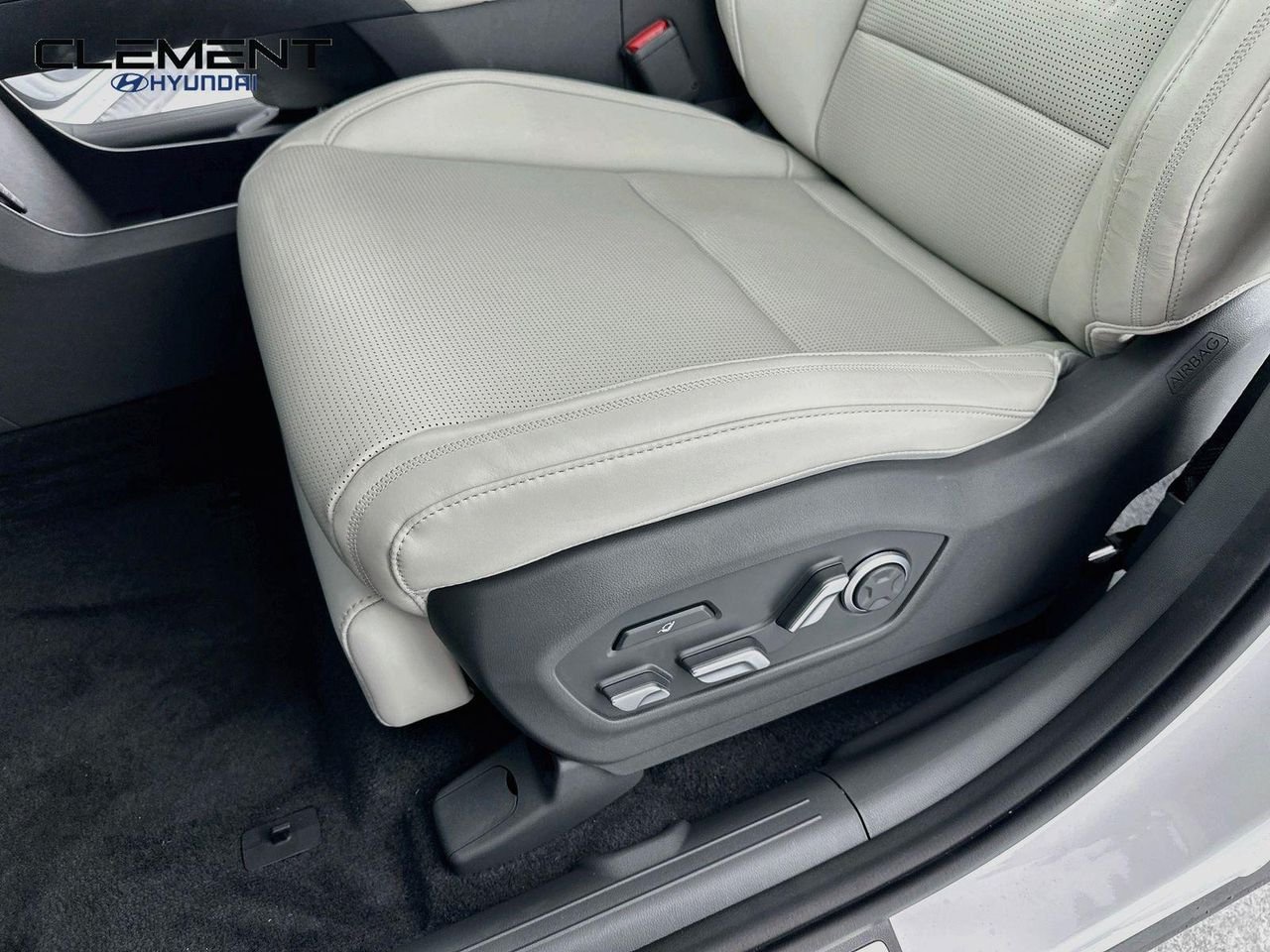 2026 Hyundai Santa Fe Calligraphy - Photo 26