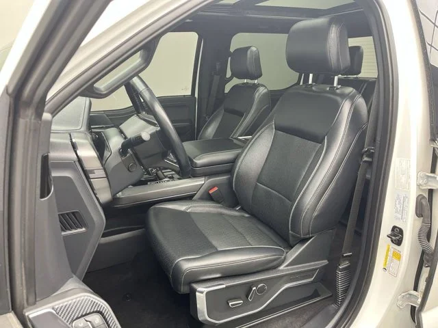 Used 2024 White Ford LARIAT image 13