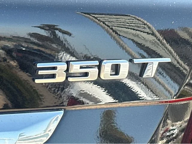 Used 2022 Stellar Black Metallic Cadillac Premium Luxury image 13