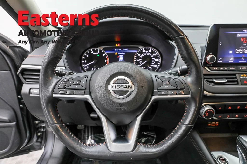 Used 2022 Gray Nissan 2.5 SR image 10
