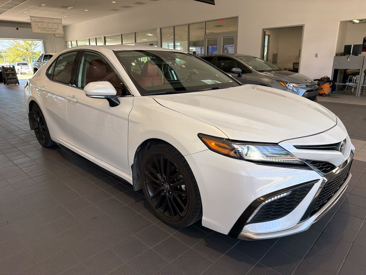 Used 2024 Off-white Toyota XSE image 2