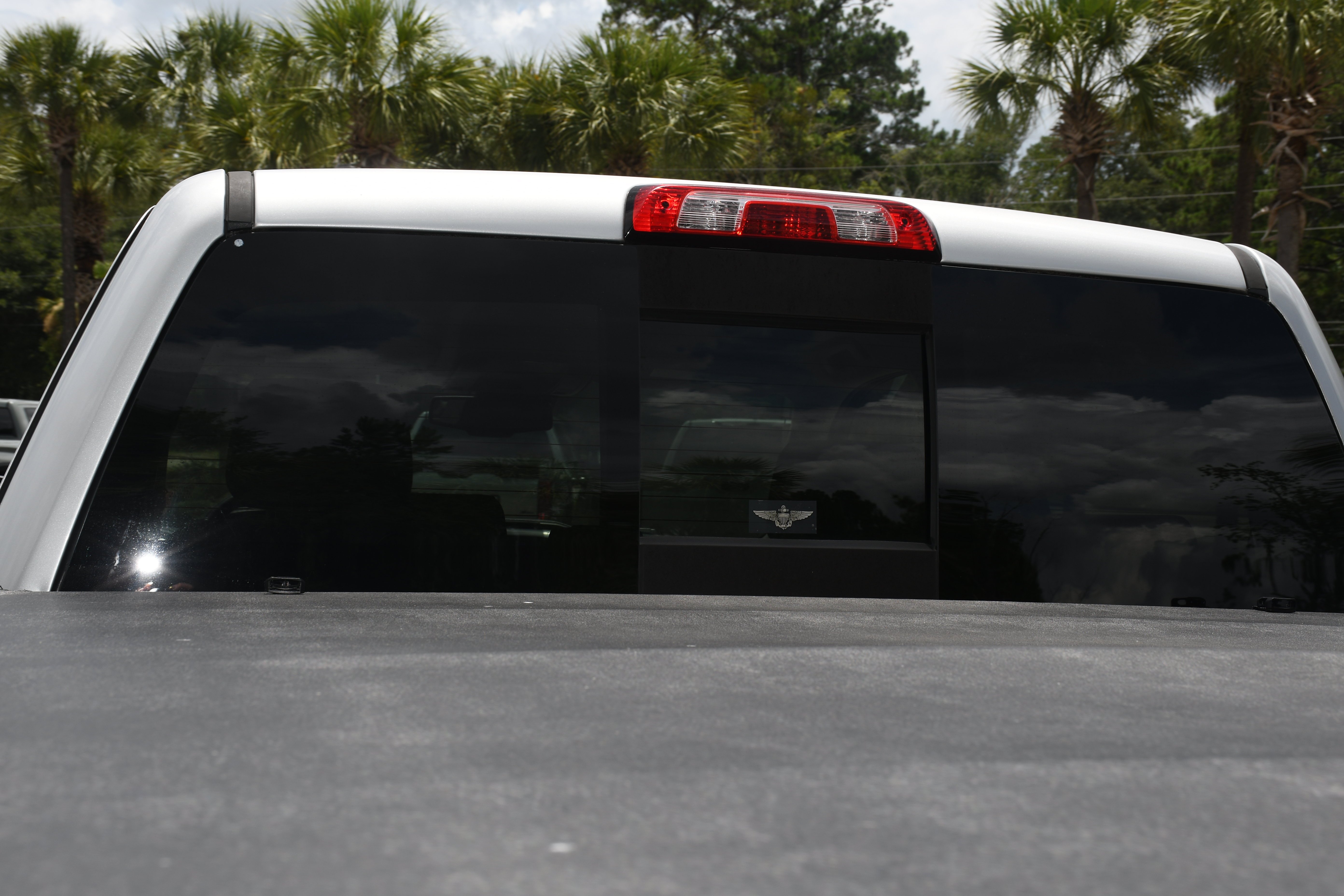 Used 2017 Silver GMC SLT image 18