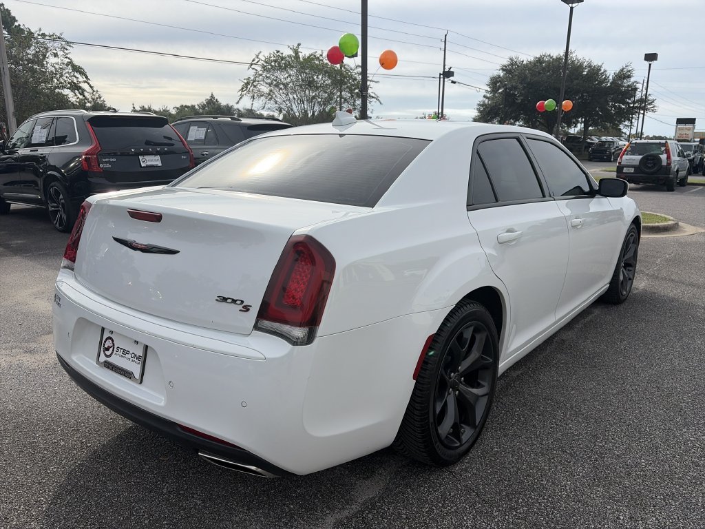Used 2023 White Chrysler S image 6