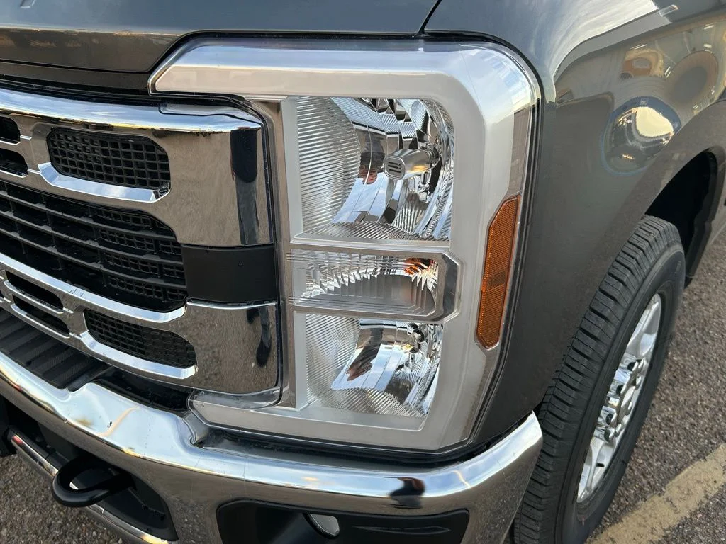 New 2026 Carbonized Gray Metallic Ford F-350® XLT image 10
