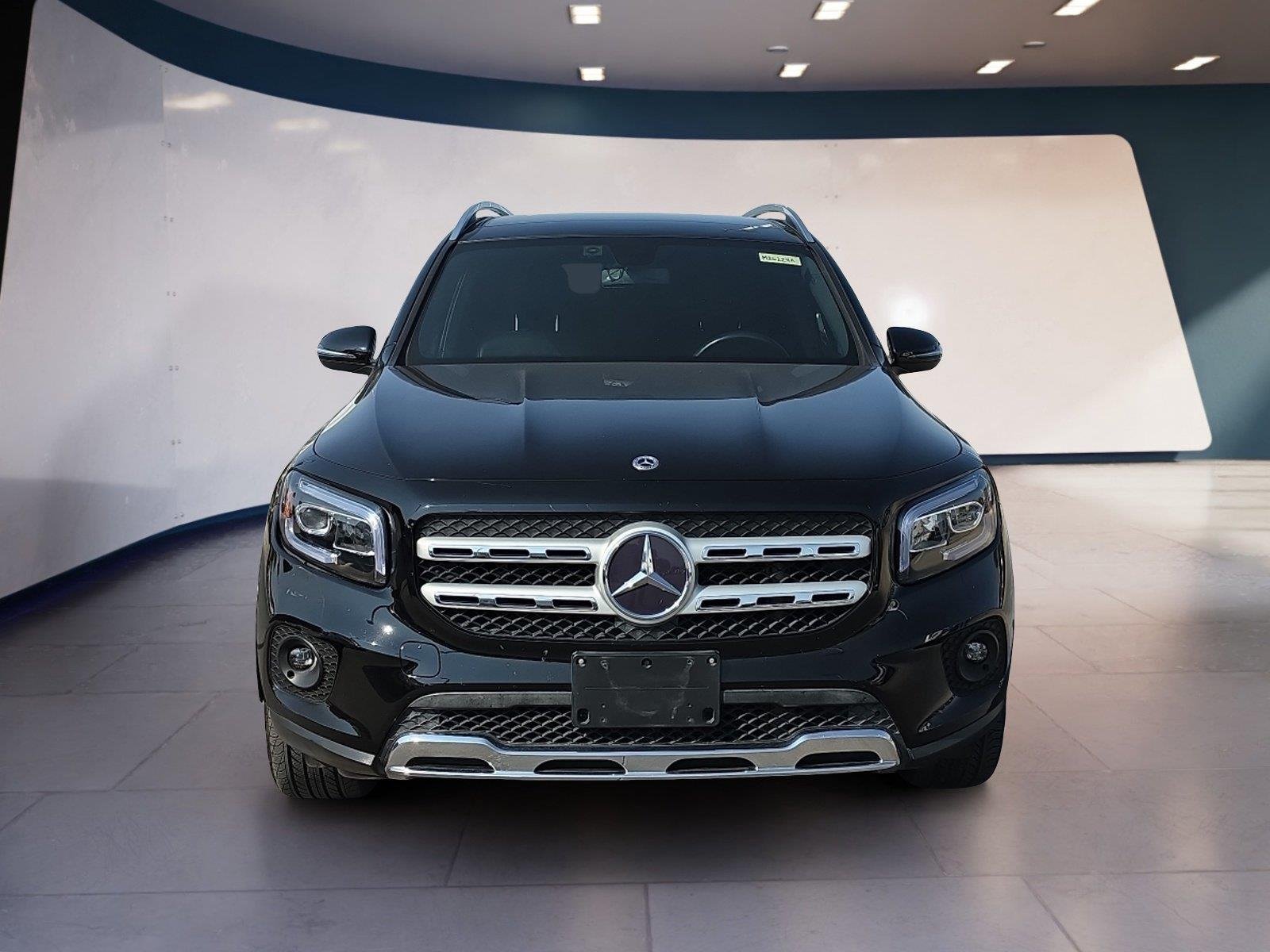 Used 2022 Cosmos Black Metallic Mercedes-Benz GLB 250 image 8