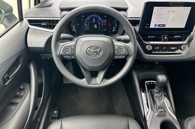 New 2026 Wind Chill Pearl <sup>1</sup> Toyota  LE image 14