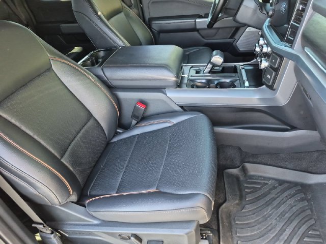 Used 2025 Black Metallic Ford Lariat image 20