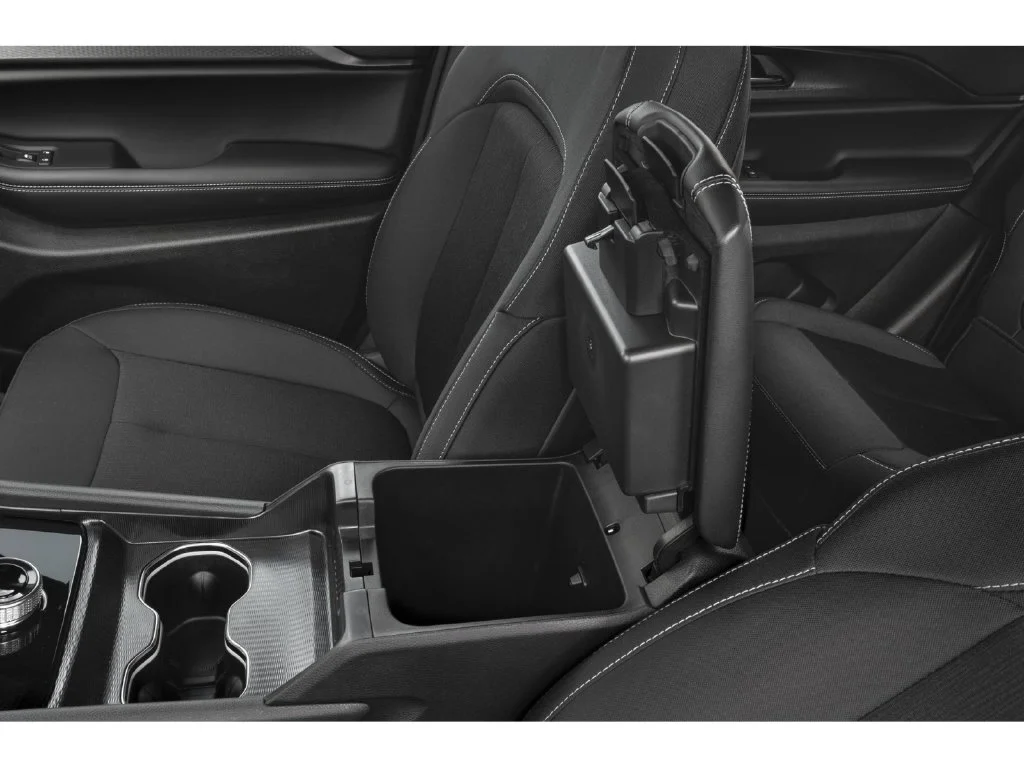 Used 2025 Gray Jeep Laredo X image 9