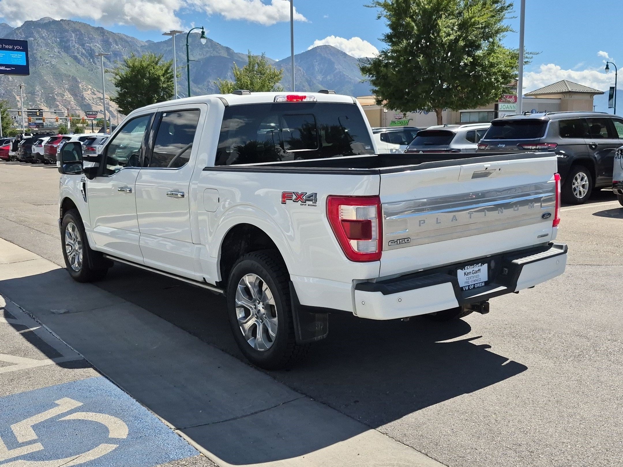 Used 2023 Star White Metallic Tri-Coat Ford Platinum image 5