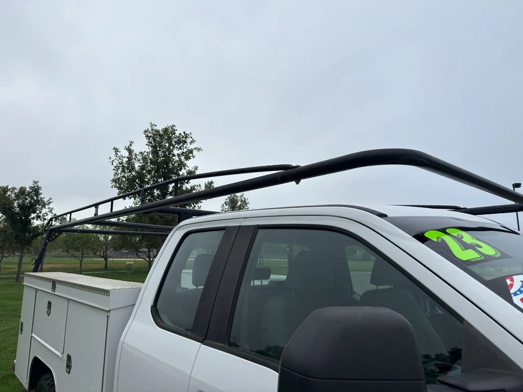 Used 2019 Oxford White Ford XL image 40