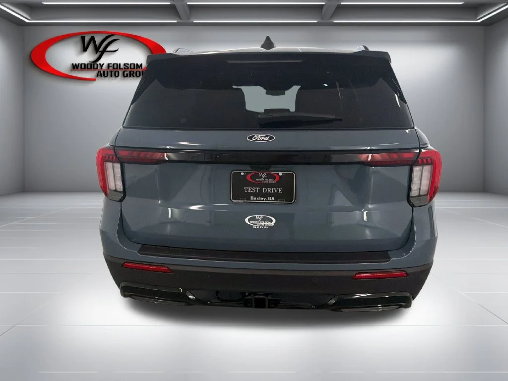 New 2027 Vapor Blue Metallic Ford ST-Line image 7