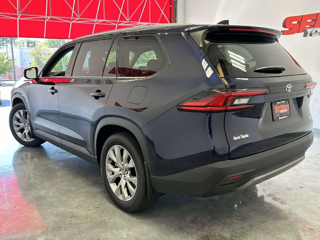 New 2026  Toyota  image 5