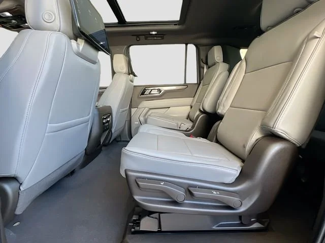 2026 GMC Yukon XL Elevation - Photo 17