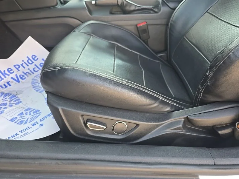 Used 2019 Silver Ford GT Premium image 27
