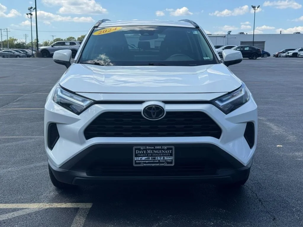 Used 2024 White Toyota XLE image 11