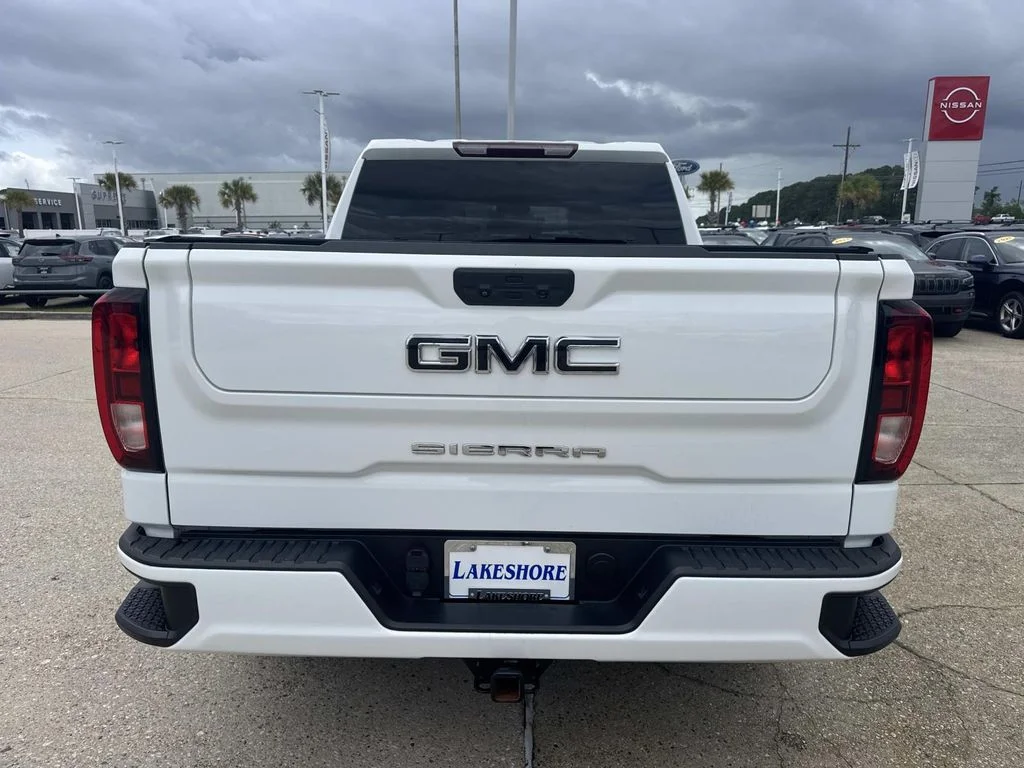 Used 2024 White GMC Elevation image 6