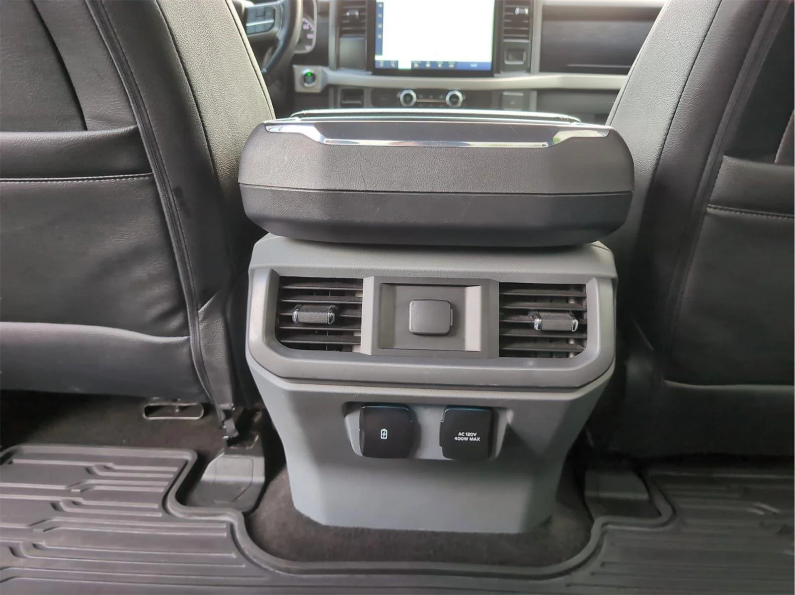 Used 2021 Oxford White Ford XLT image 29