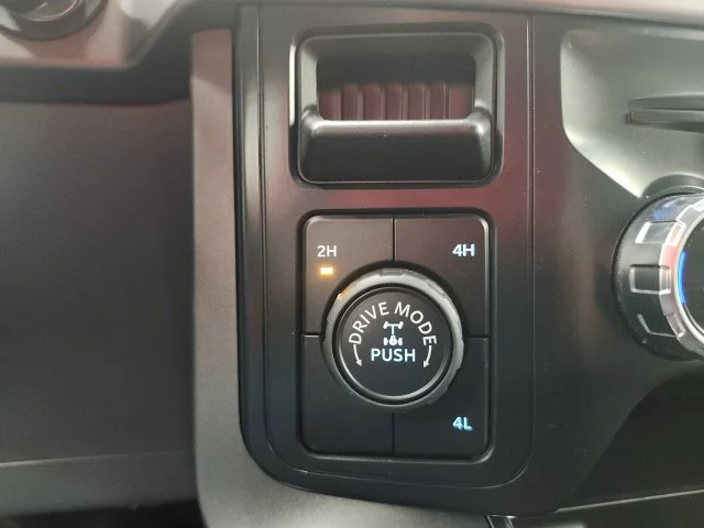 Used 2025 White Ford XLT image 57