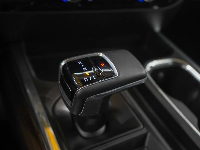 Used 2024 Summit White Chevrolet RST image 21