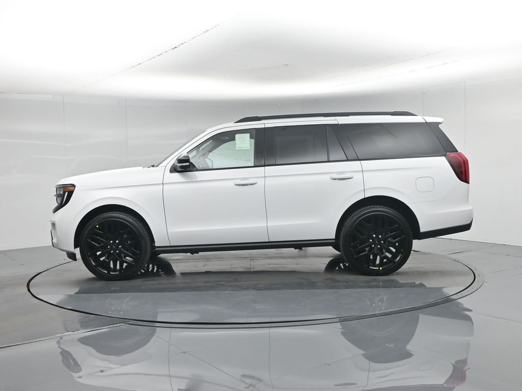 New 2026 Oxford White Ford Platinum image 33