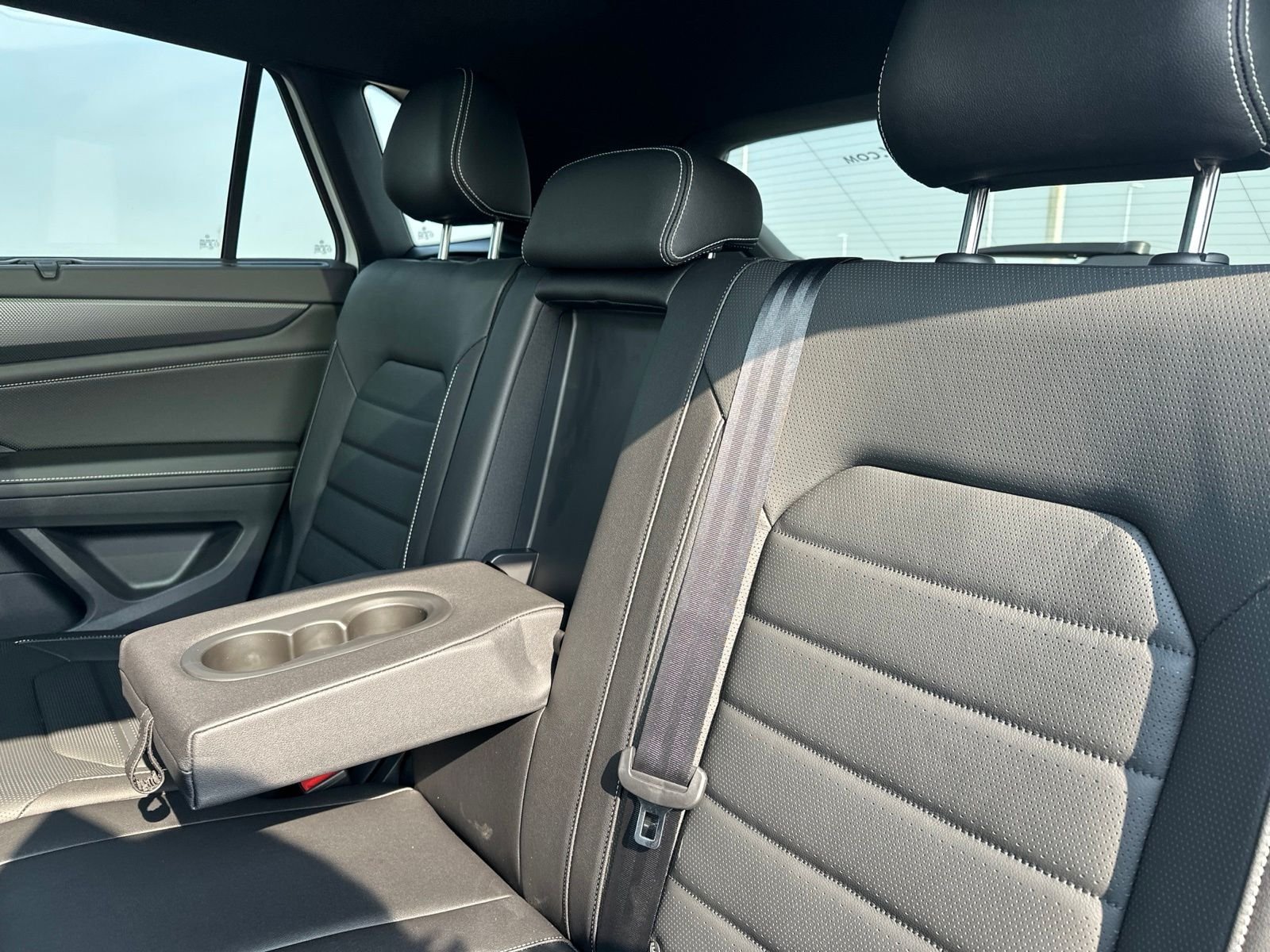 New 2026 White/off-white Volkswagen 2.0T SEL R-Line Black image 24