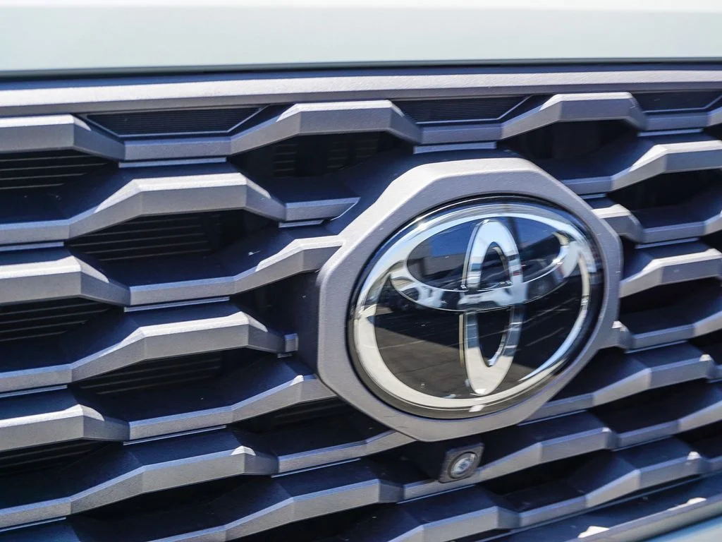 Used 2022  Toyota TRD Off-Road image 11