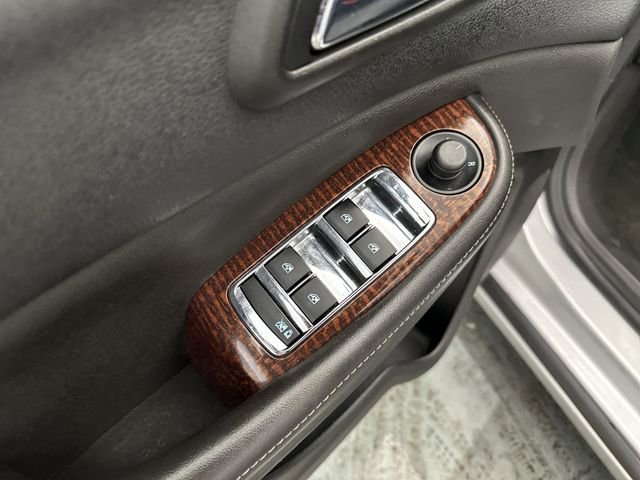 Used 2013 SILVER ICE METALLIC Chevrolet LT image 18