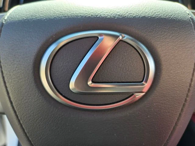 Used 2024 White Lexus 350 F Sport Handling image 37